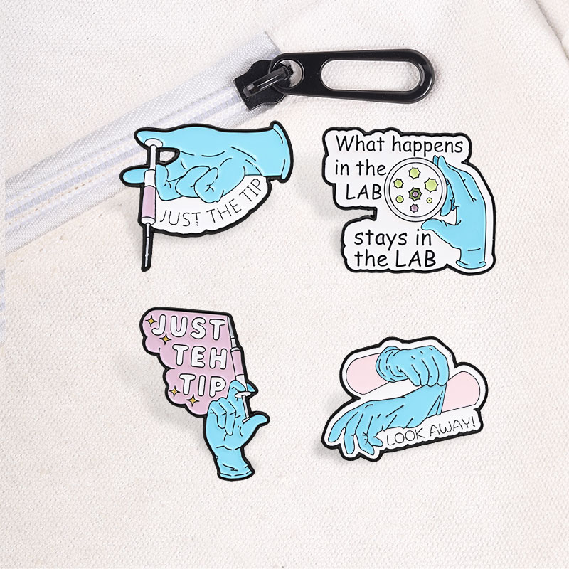 Pin Enamel Kutipan Humor Ilmu  - Medical Lab Quotes ulasan dan harga